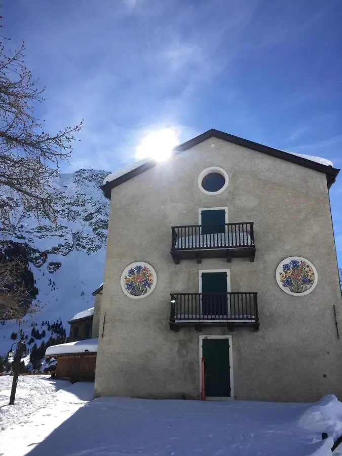 Alpine Chalet Santa Caterina Valfurva 0*,  Italy